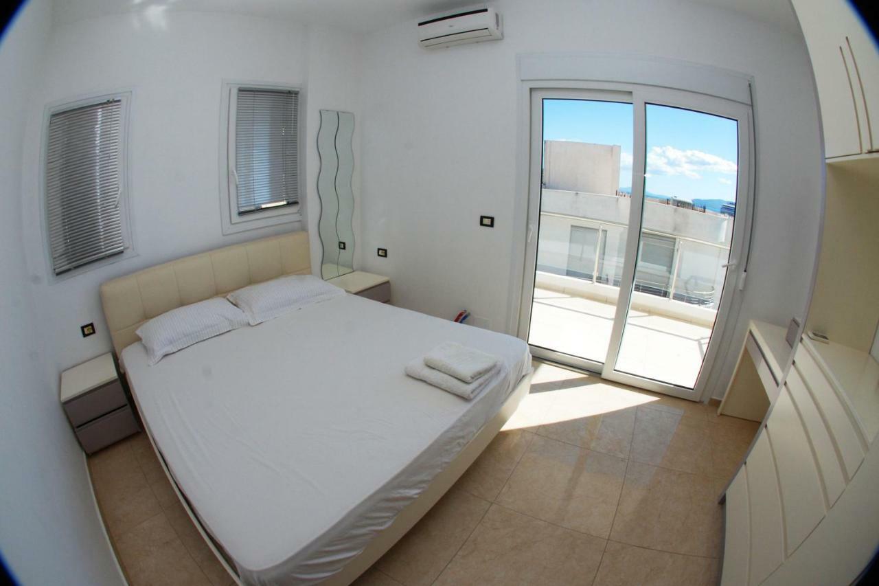 Azzura Flats Daire Sarandë Dış mekan fotoğraf