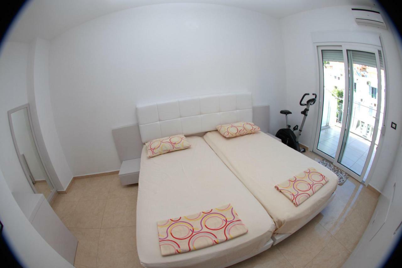 Azzura Flats Daire Sarandë Dış mekan fotoğraf