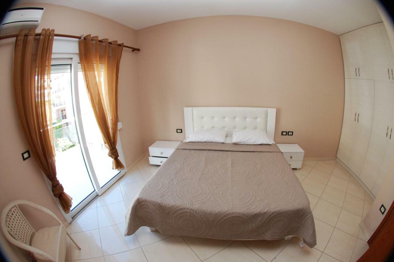 Azzura Flats Daire Sarandë Dış mekan fotoğraf